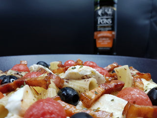 ENSALADA DE PASTA, MOZZARELLA Y OLIVAS